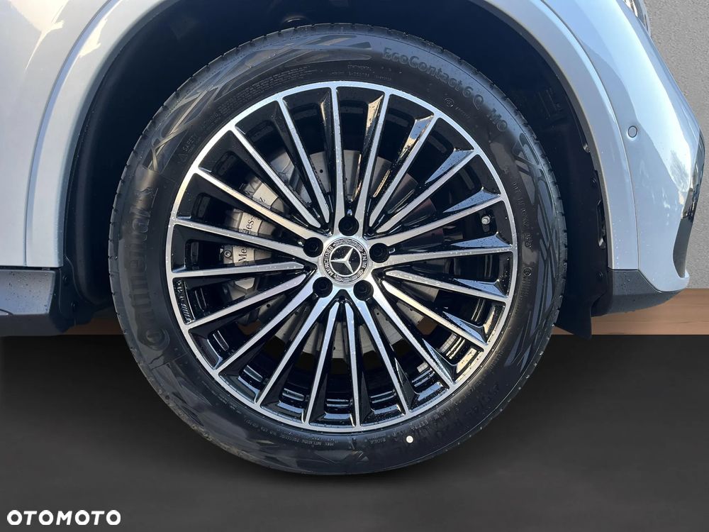 Mercedes-Benz GLC - 9