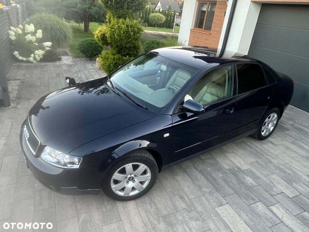 Audi A4 Limousine 2 - 16