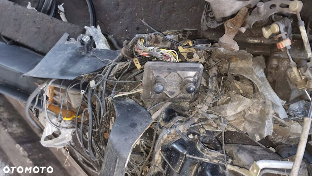 PANEL TULNEL NAGRZEWNICA WIĄZKA MERCEDES W123 - 1