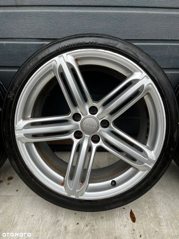 FELGI ALUFELGI 5X112 9JX19 ET33 8T0601025 DD 8T0601025 CB * - 5