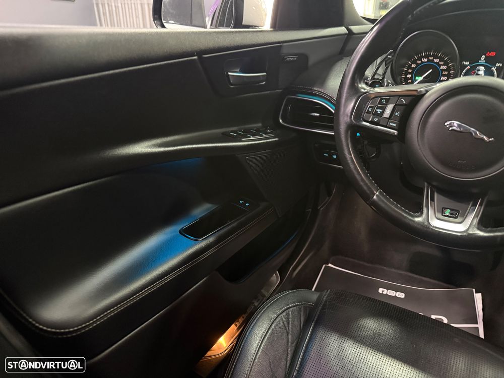 Jaguar XE 20d Aut. R-Sport - 19