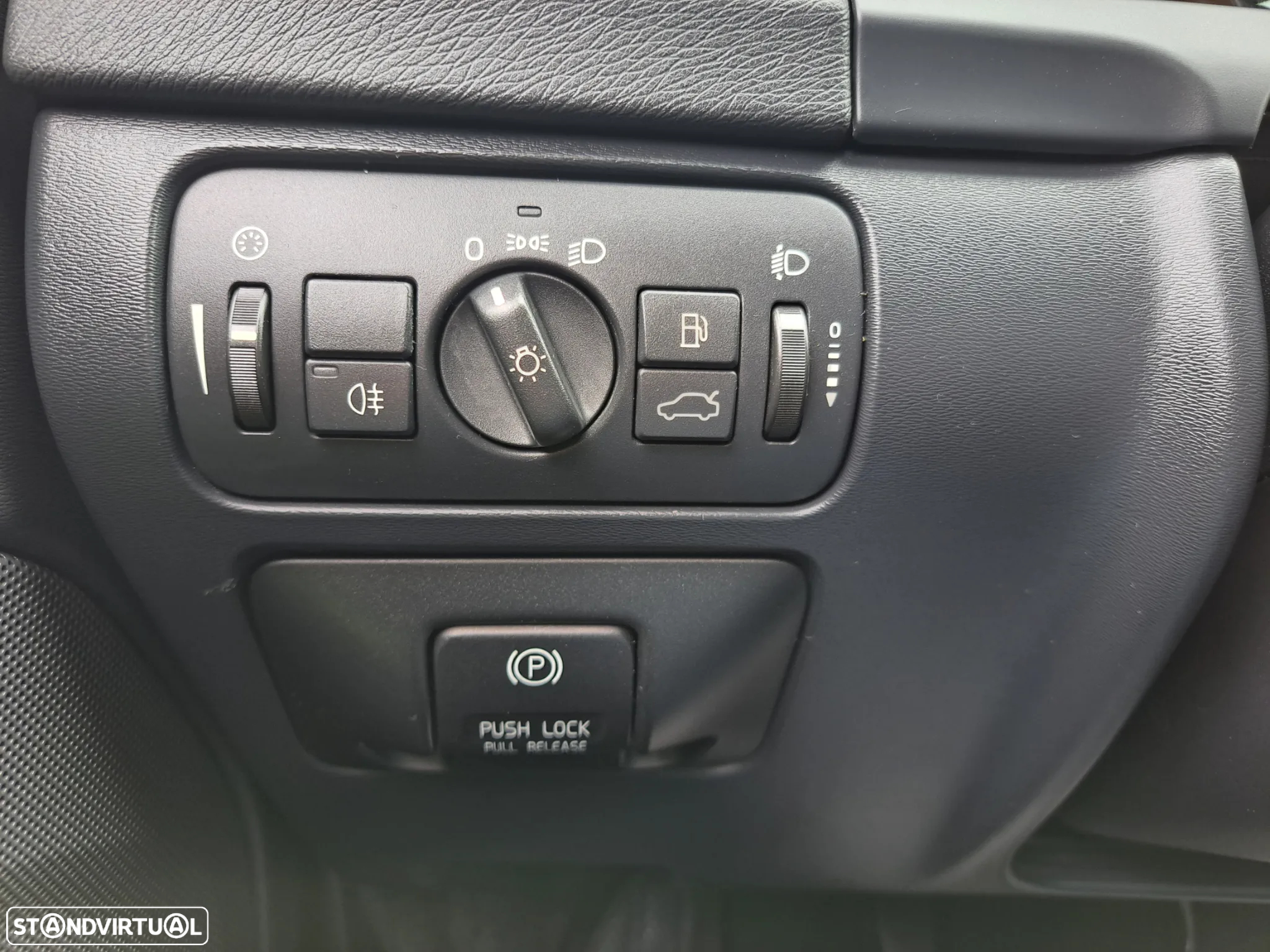 Volvo V60 1.6 D2 Drive Momentum Start/Stop - 14