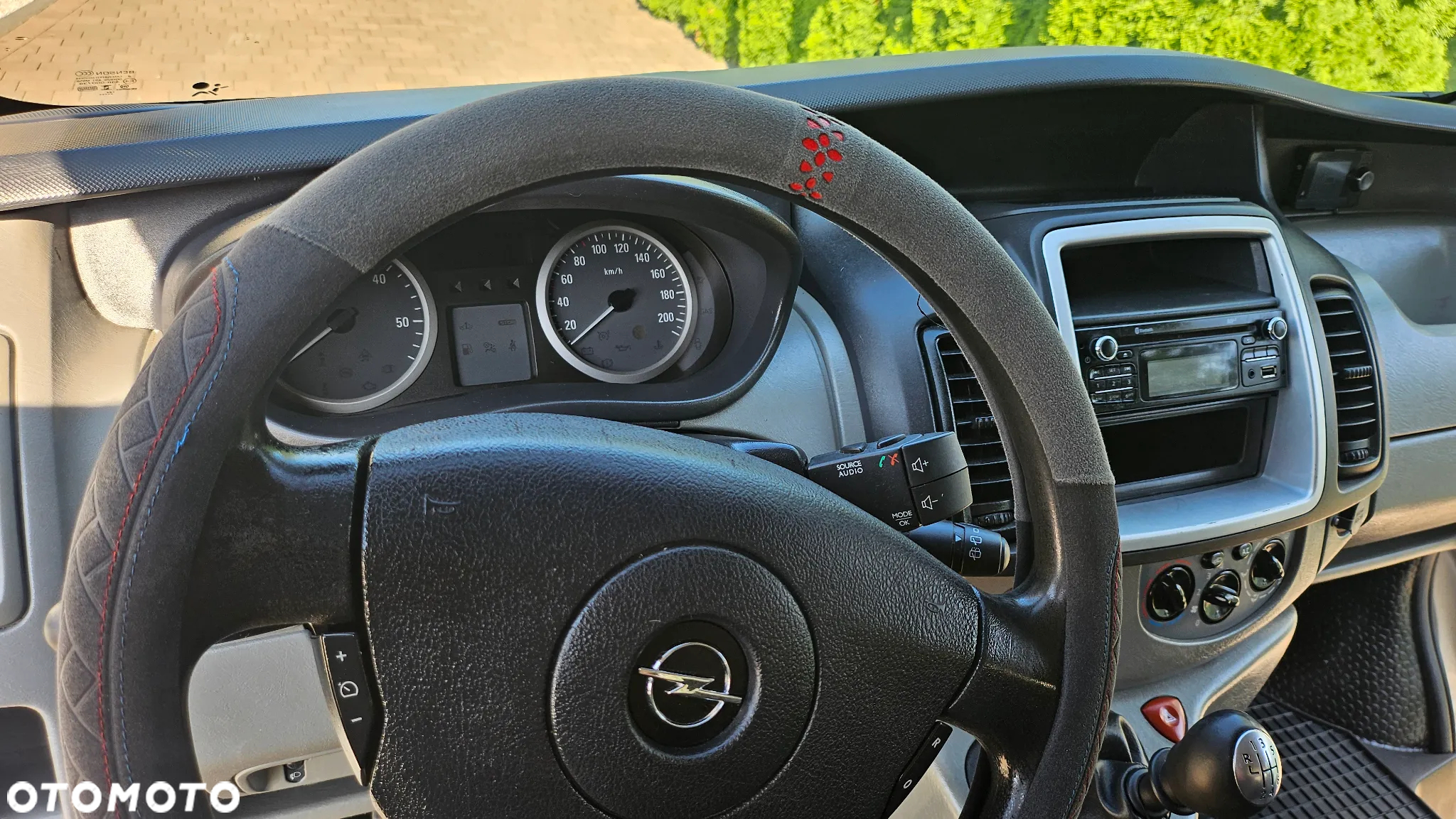 Opel vivaro - 8