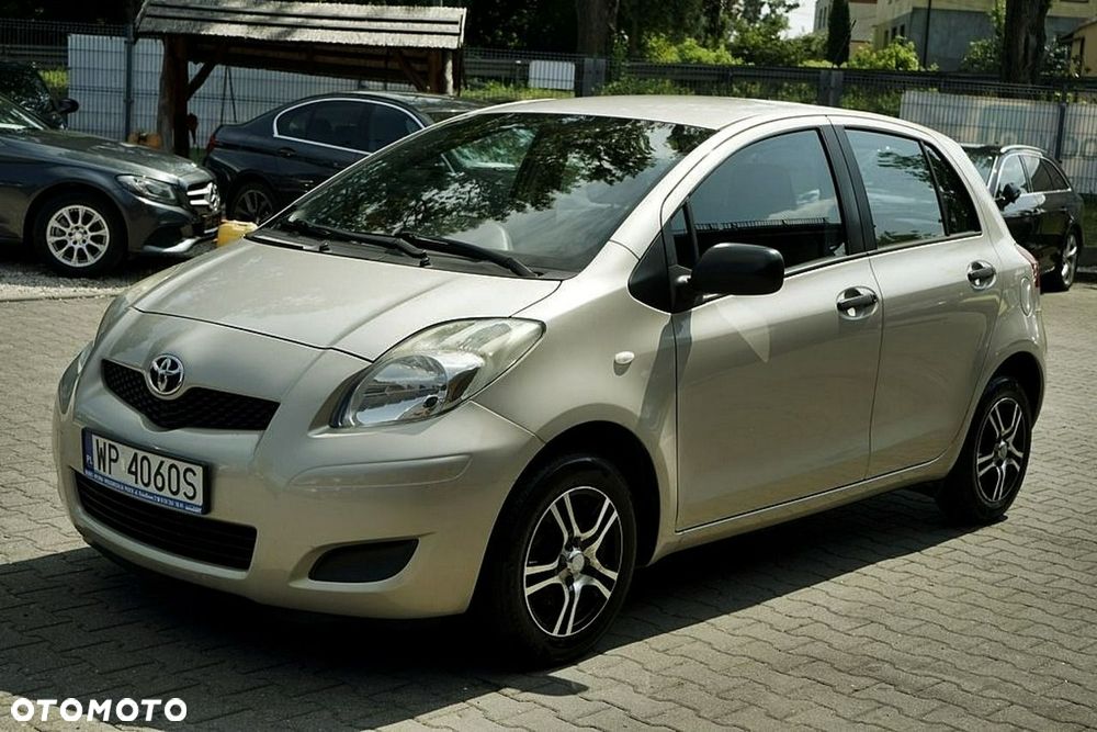 Toyota Yaris - 9