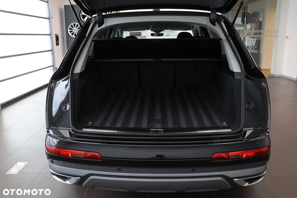 Audi Q7 - 7