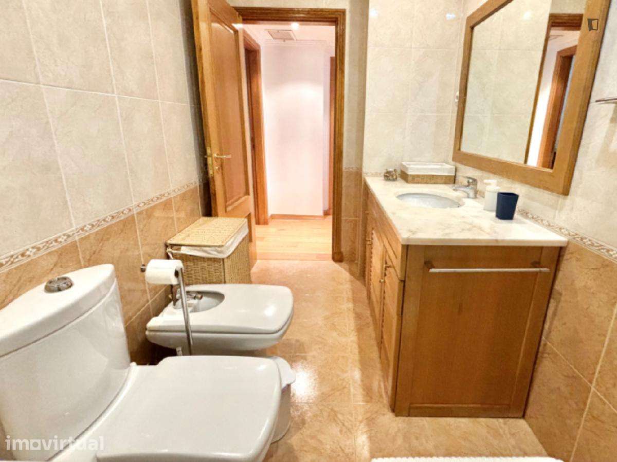Apartamento com 1 quartos - localizado em Benfica Lisbon - Grande imagem: 3/18