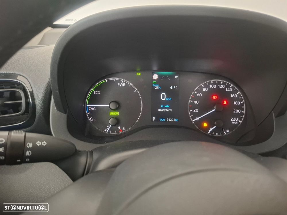 Toyota Yaris 1.5 HDF Comfort Plus - 16