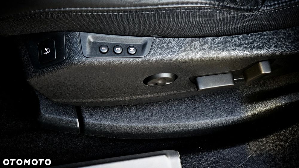 Peugeot 3008 BlueHDi 180 Stop & Start EAT6 GT - 27