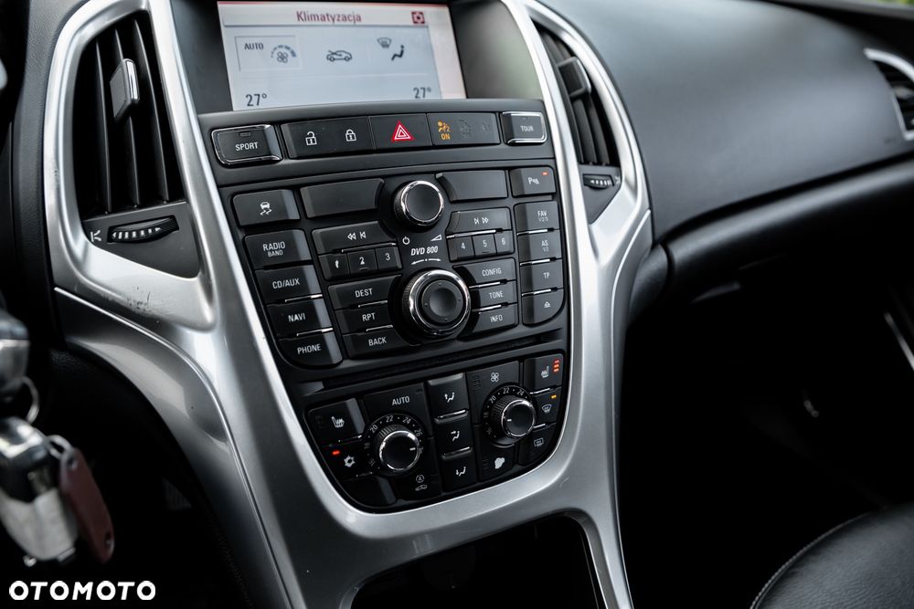 Opel Astra 1.6 Turbo Sport - 30