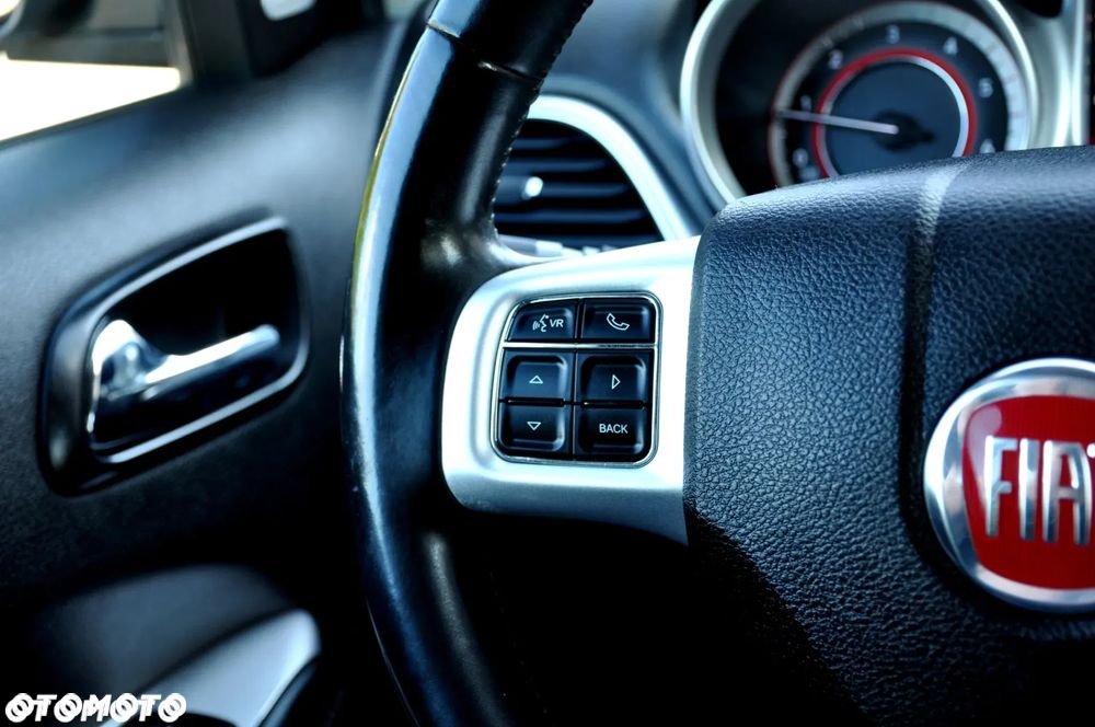 Fiat Freemont 2.0 Multijet Lounge AWD - 26