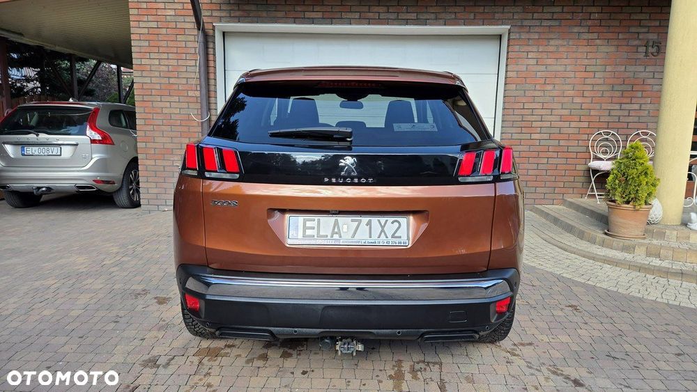 Peugeot 3008 1.6 PureTech GPF Allure S&S EAT8 - 6