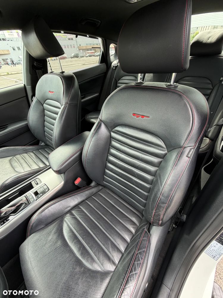 Kia Optima - 9