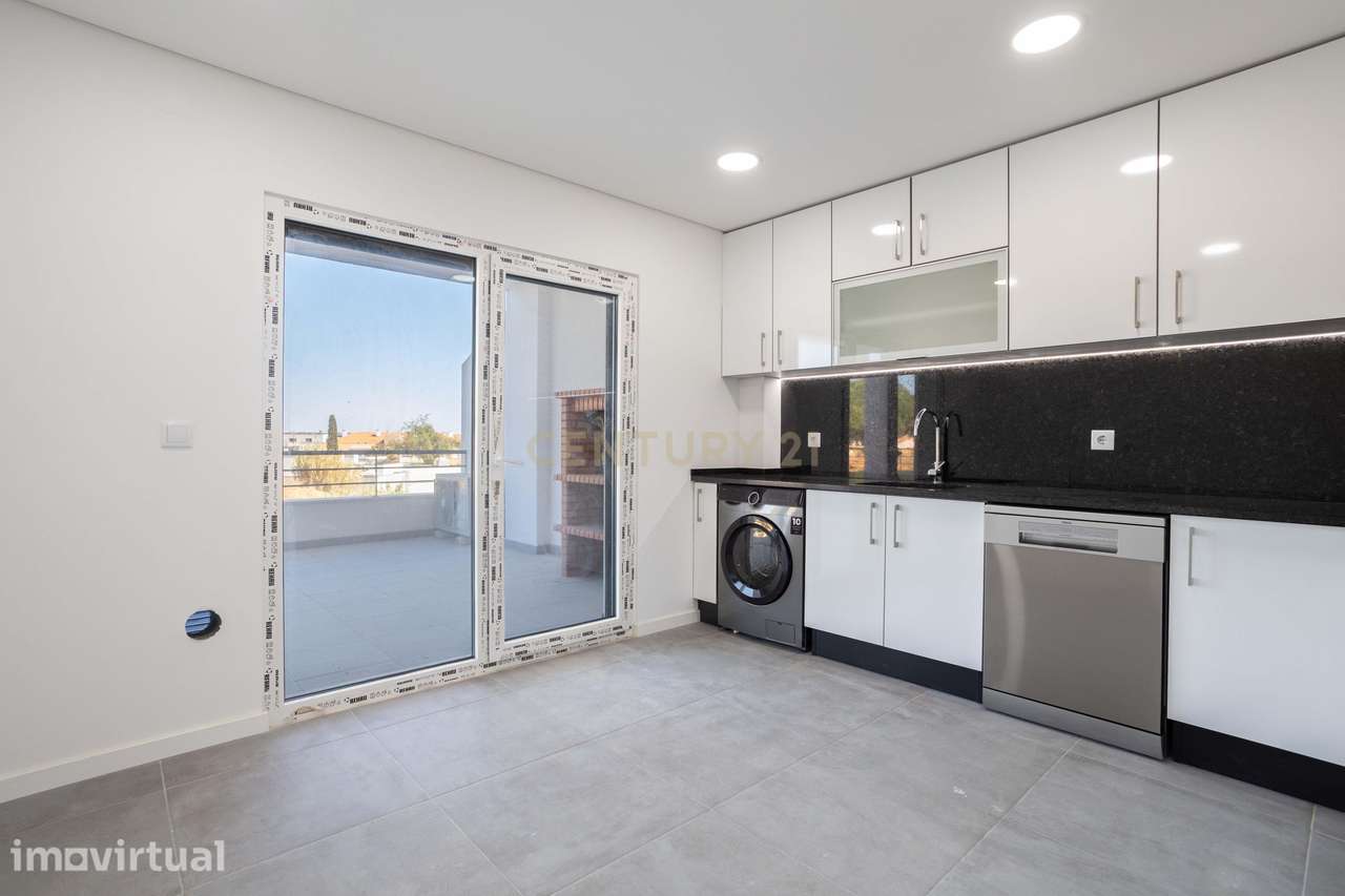 Apartamento novo T3 com Vista Panorâmica e Garagem - Grande imagem: 4/25