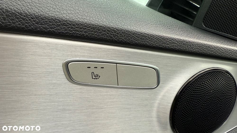 Mercedes-Benz Klasa C - 25