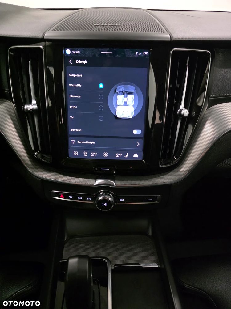 Volvo XC 60 B4 D Ultimate Dark - 14