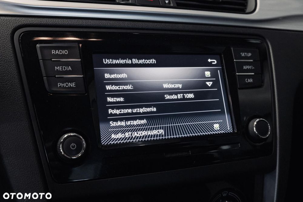 Skoda RAPID 1.0 TSI Ambition - 19