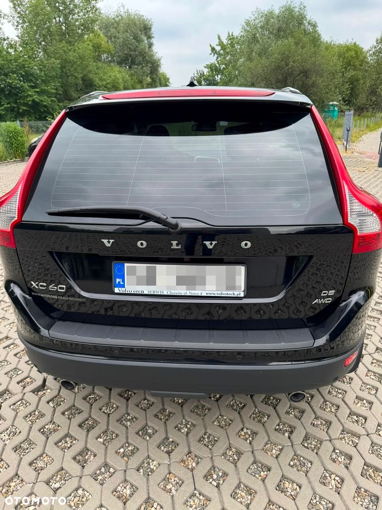 Volvo XC 60 2.4D AWD Momentum - 4