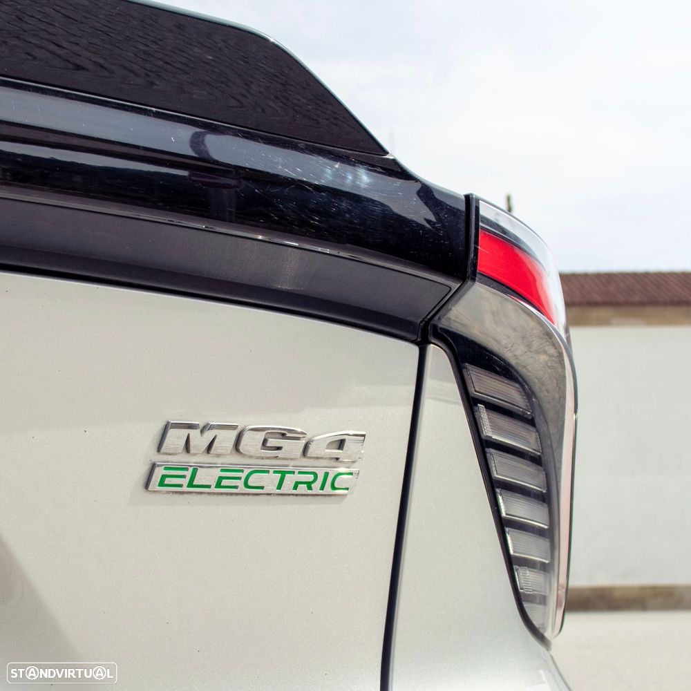MG MG4 51 kWh Standard - 12