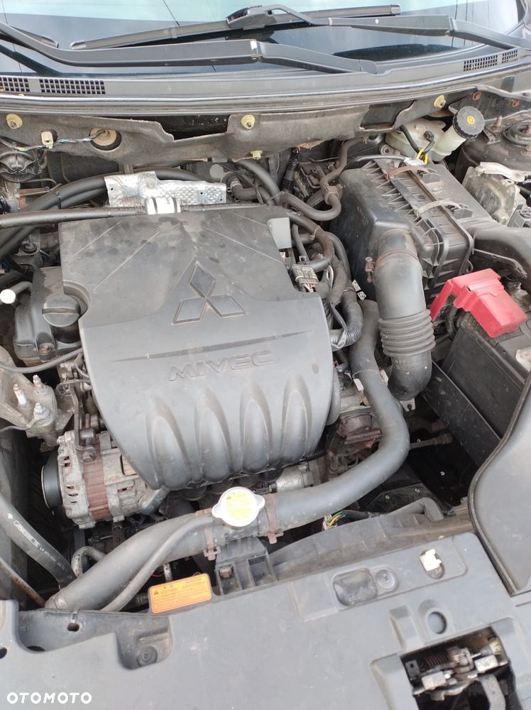 Mitsubishi Lancer 2011 photo 3