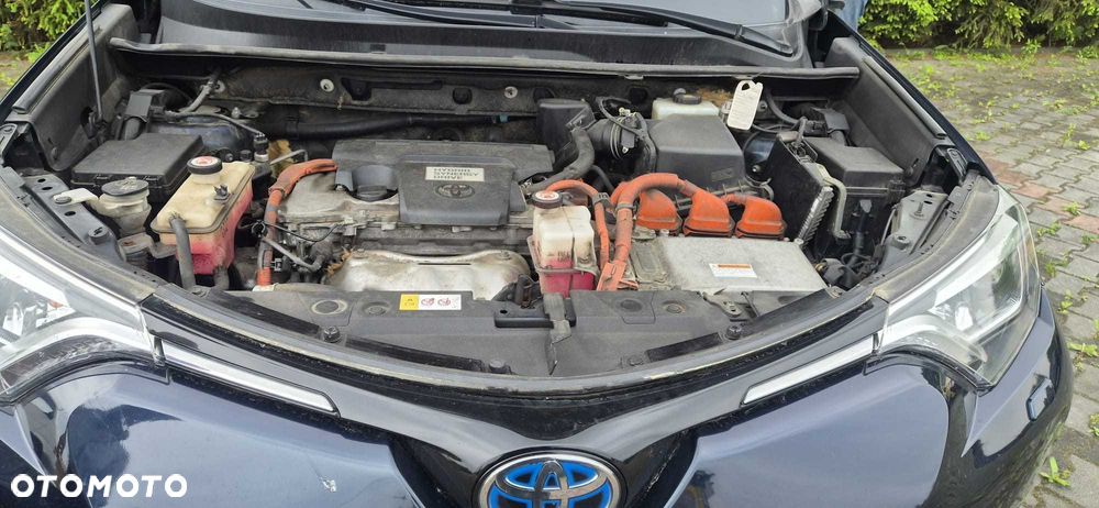Toyota RAV4 - 6