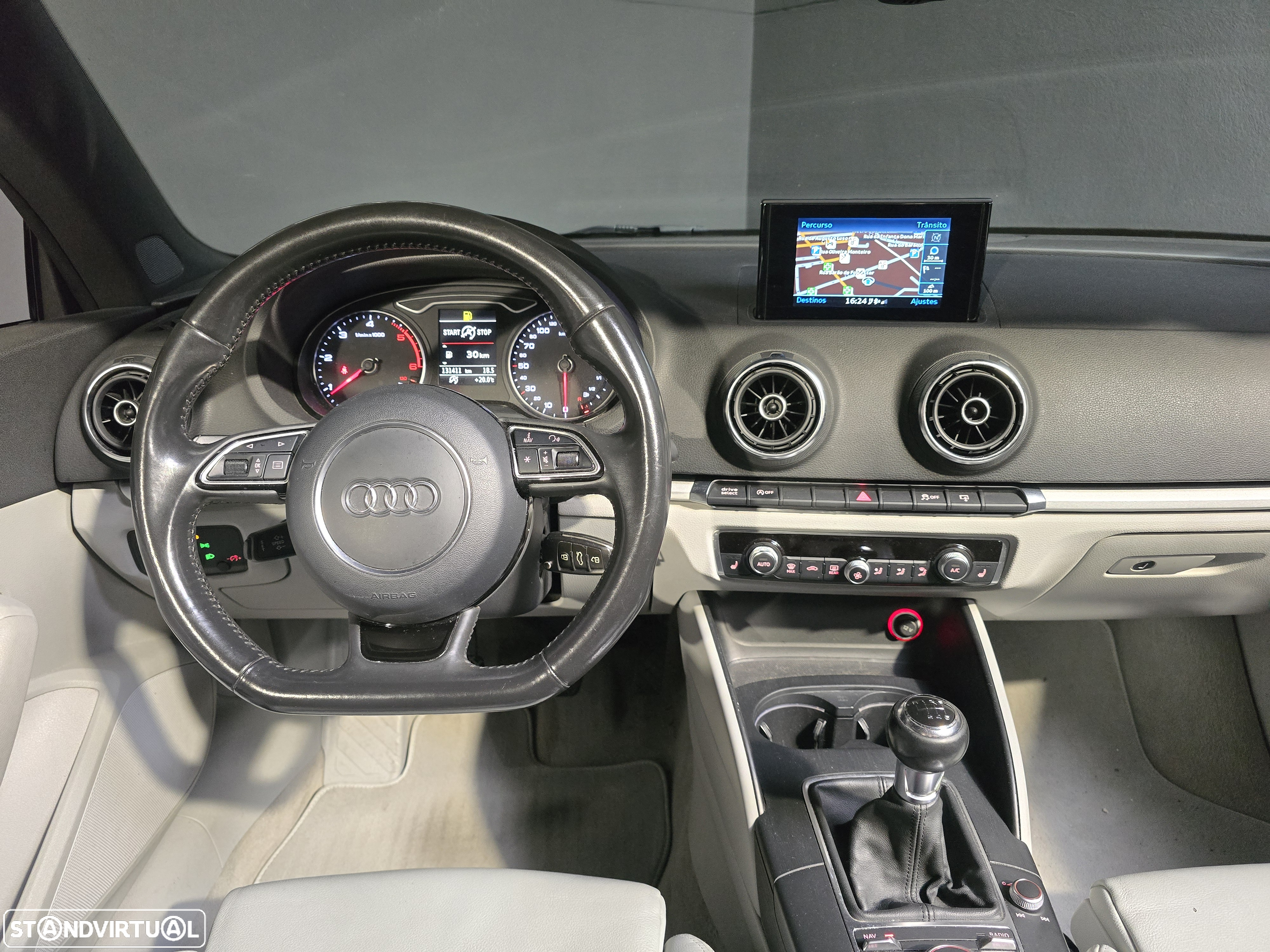 Audi A3 Cabrio 2.0 TDi S-line - 30