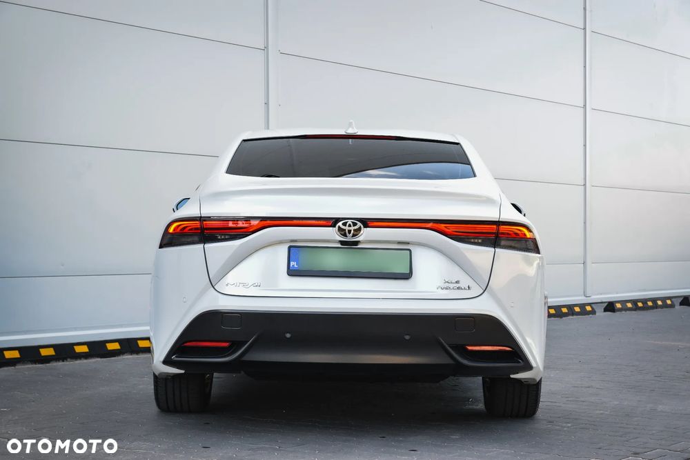Toyota Mirai - 13