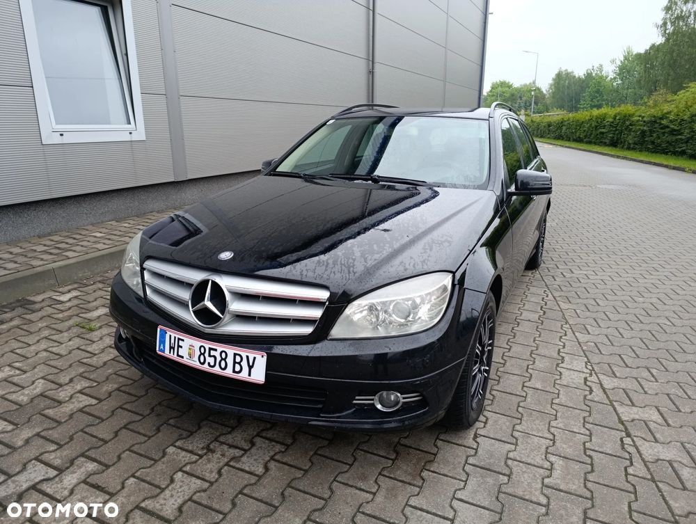 Mercedes-Benz Klasa C 200 CDI DPF (BlueEFFICIENCY) Elegance - 4