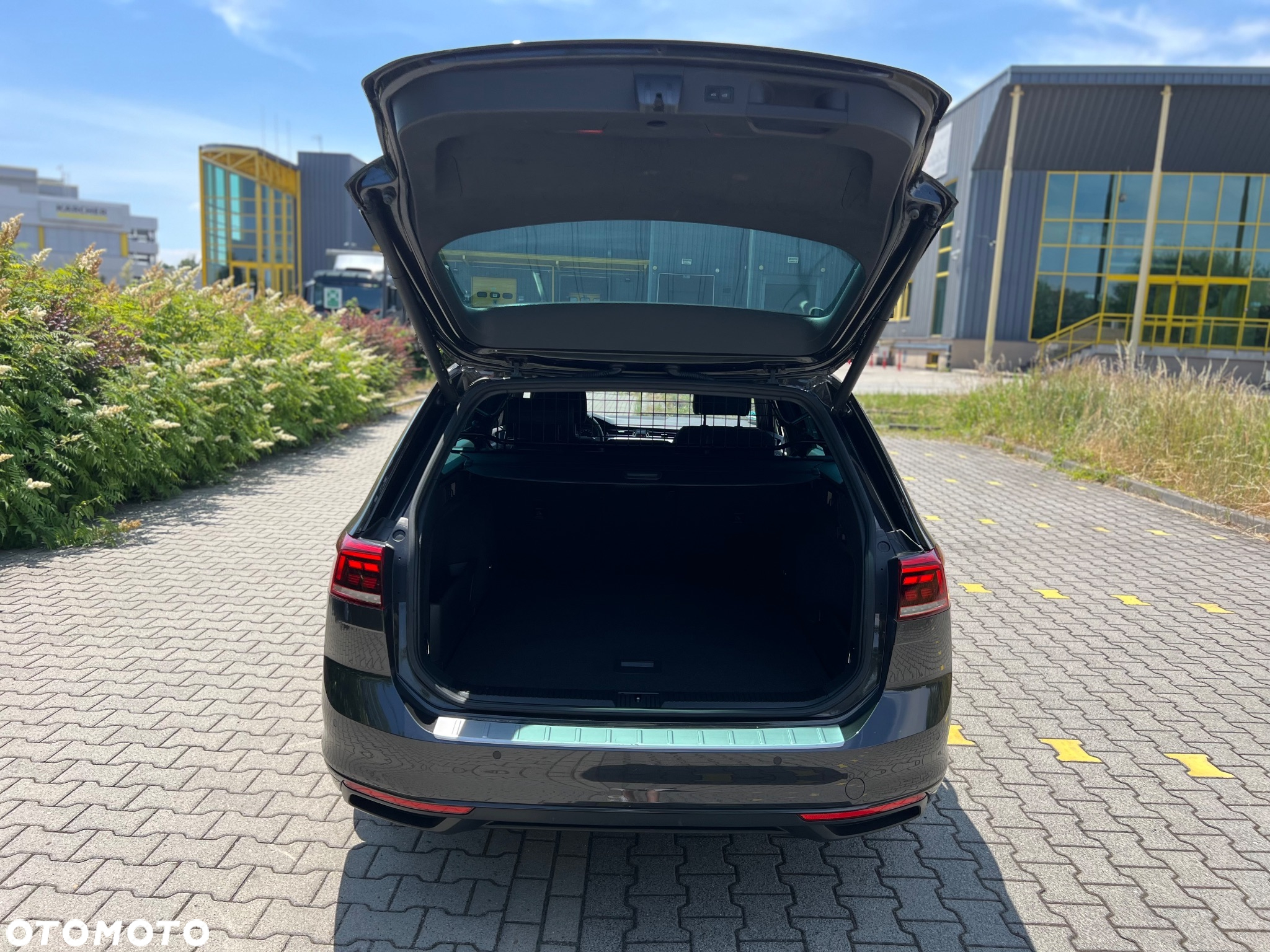 Volkswagen Passat 2.0 TDI Elegance DSG - 31