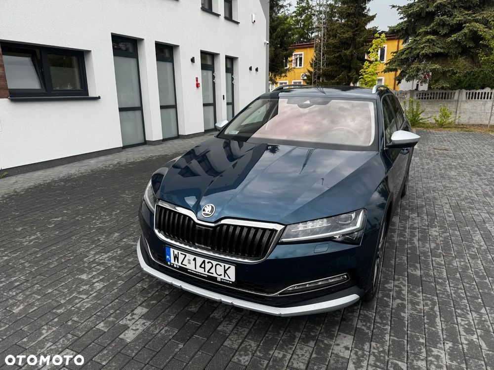 Skoda Superb 2.0 TDI SCR 4x4 Scout DSG - 2