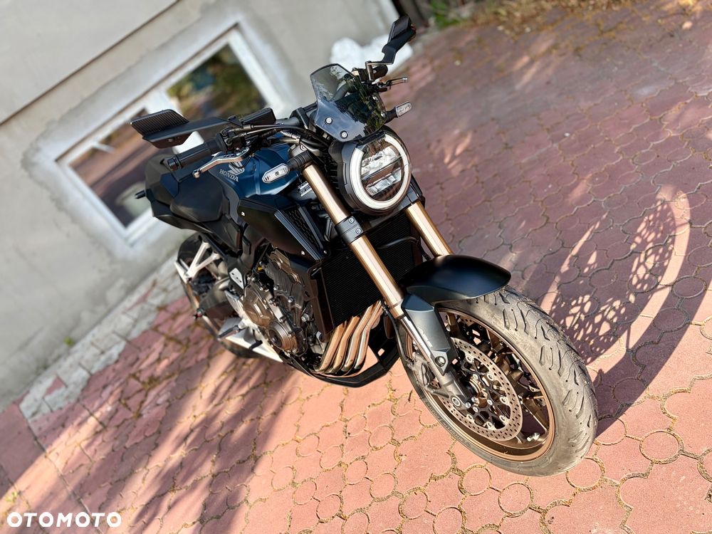 Honda CB - 3