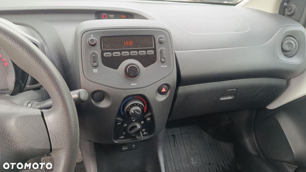 Toyota Aygo - 14