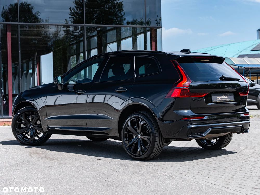 Volvo XC 60 B5 B AWD Plus Dark - 11