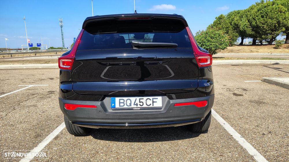 Volvo XC 40 2.0 B3 Black Edition - 5