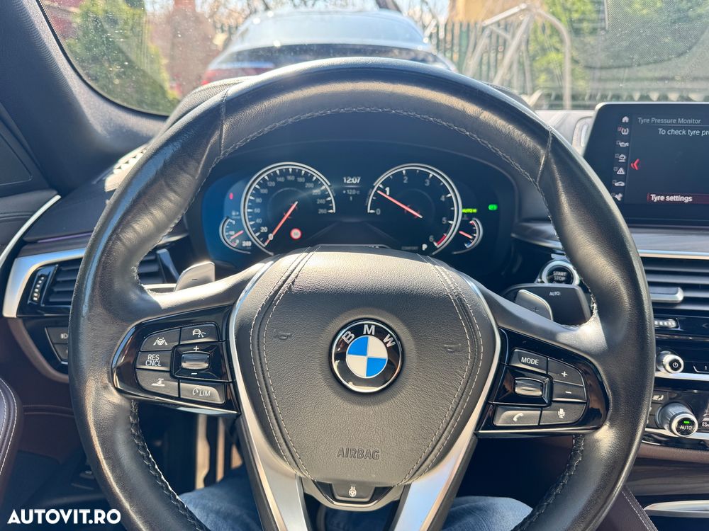 BMW Seria 5 520d EfficientDynamics Edition AT - 2