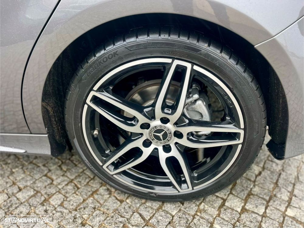 Mercedes-Benz A 180 CDi BE AMG Line - 13