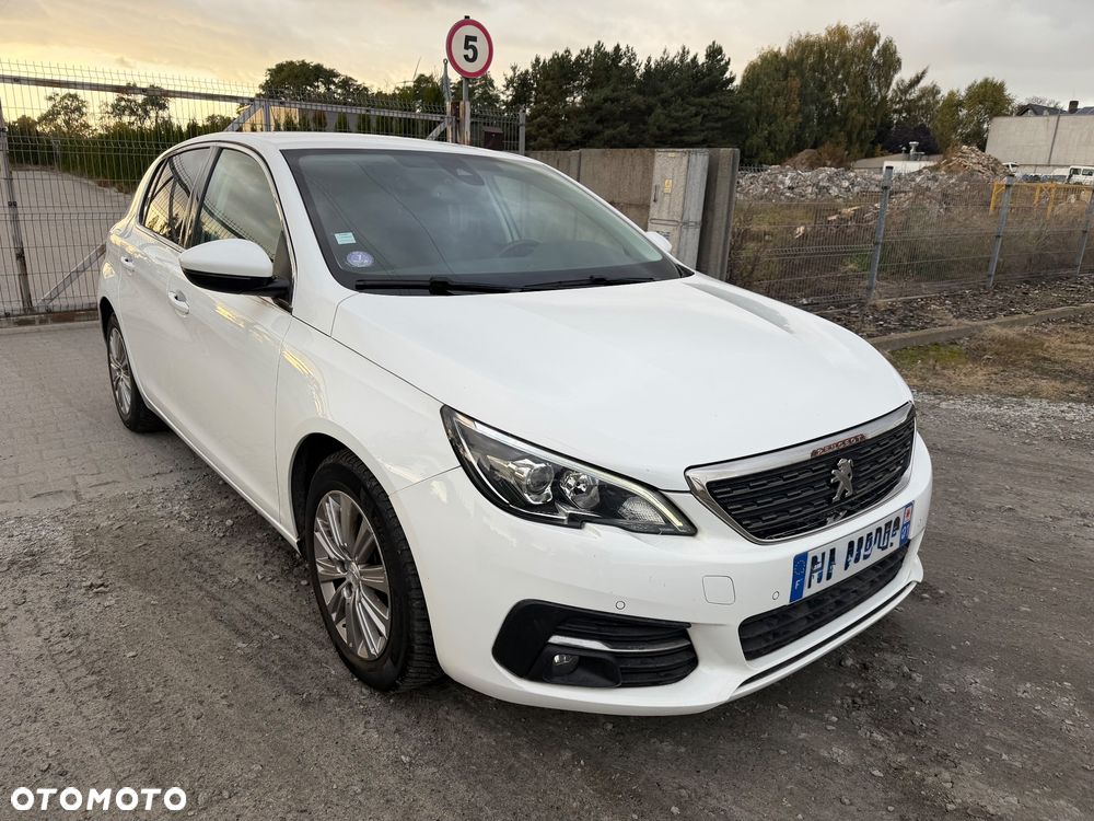 Peugeot 308 - 4
