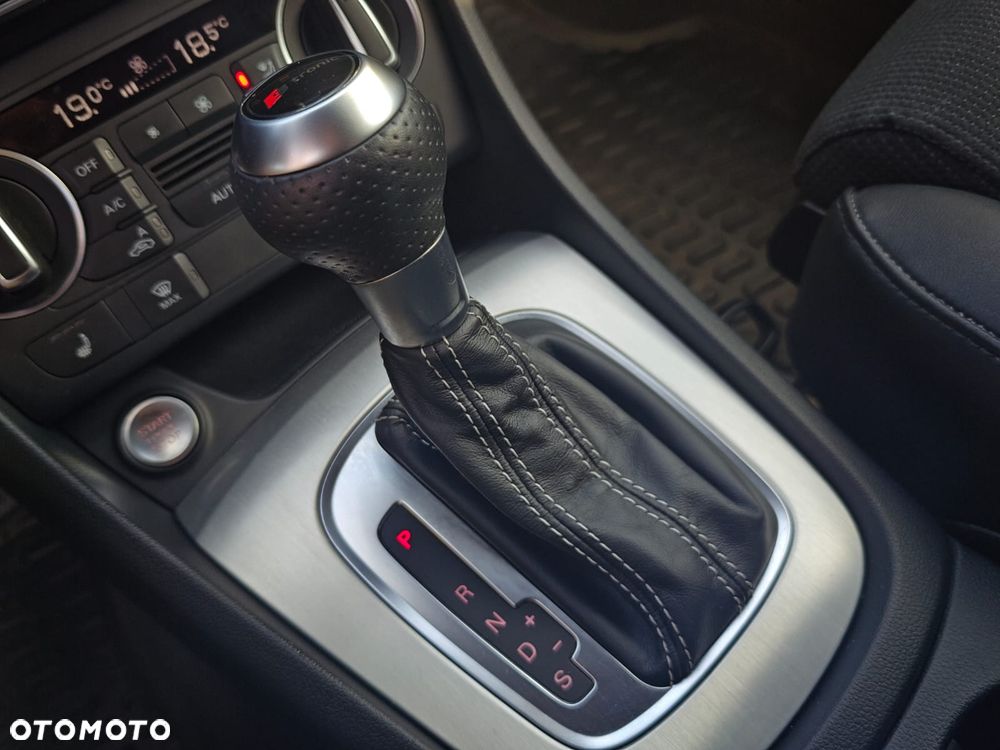 Audi Q3 2.0 TDI Quattro Sport S tronic - 32