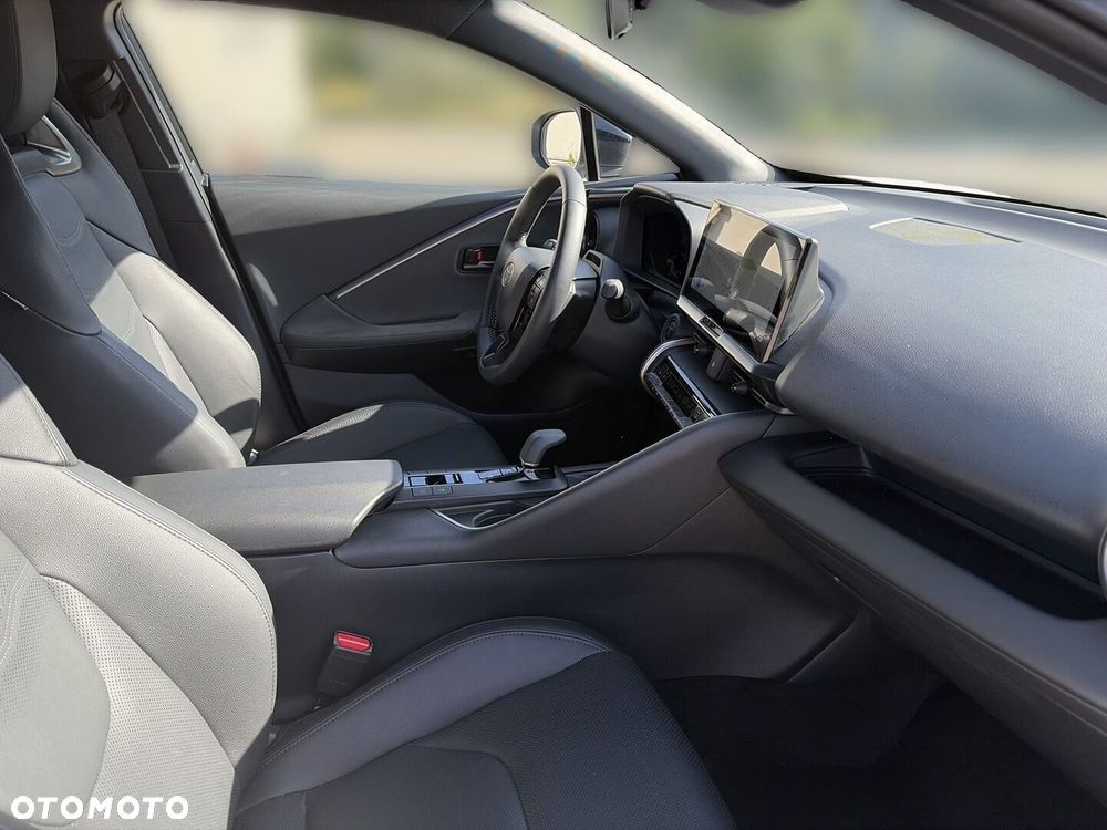 Toyota C-HR 2.0 PHEV Dynamic Force Executive - 13