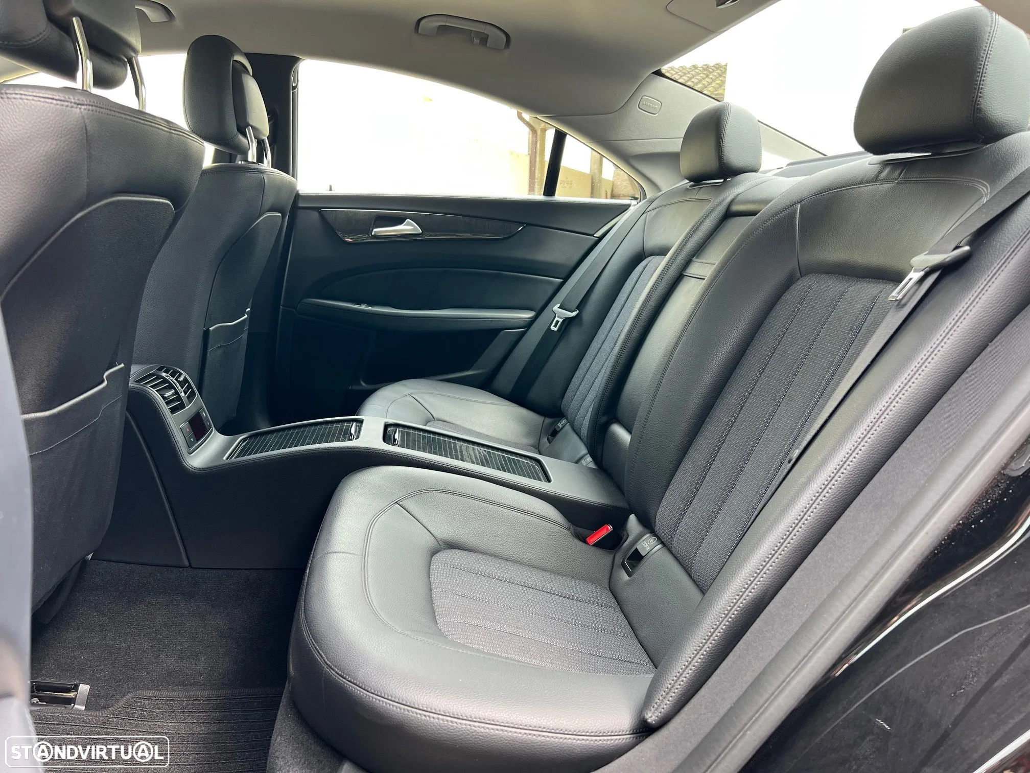 Mercedes-Benz CLS 250 CDi BlueEfficiency - 29
