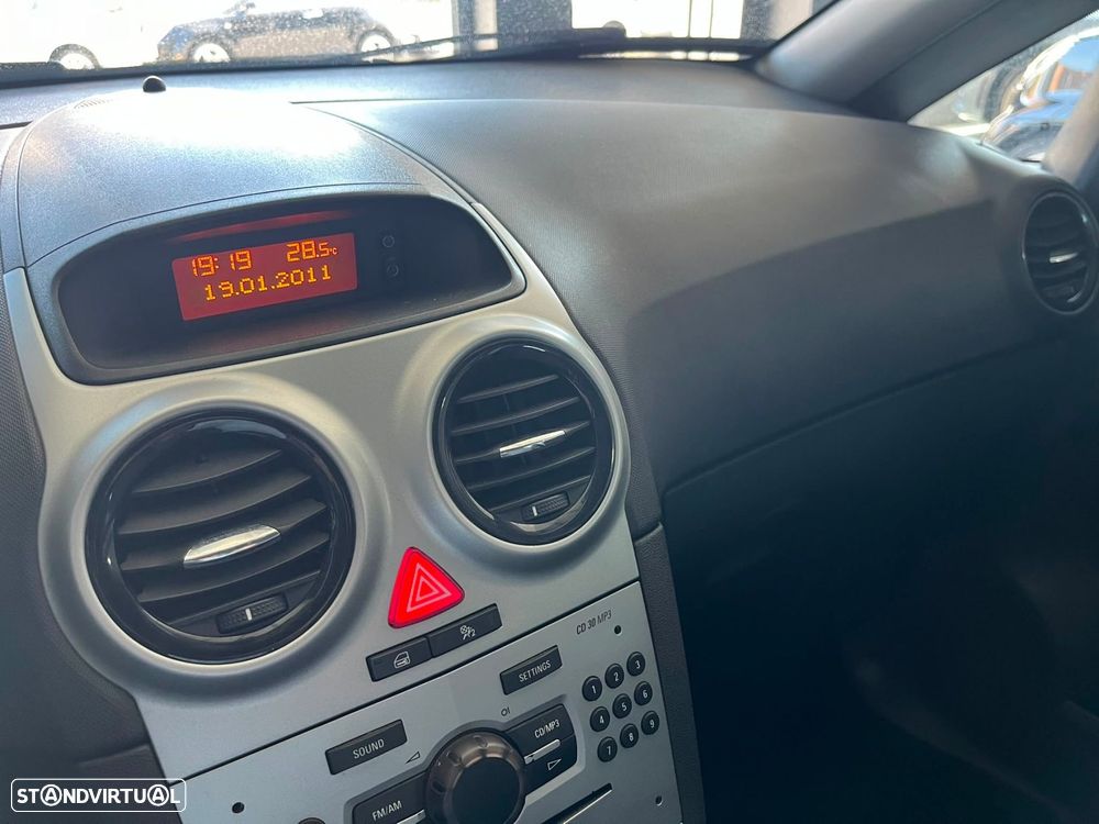 Opel Corsa 1.2 Enjoy S/S - 17
