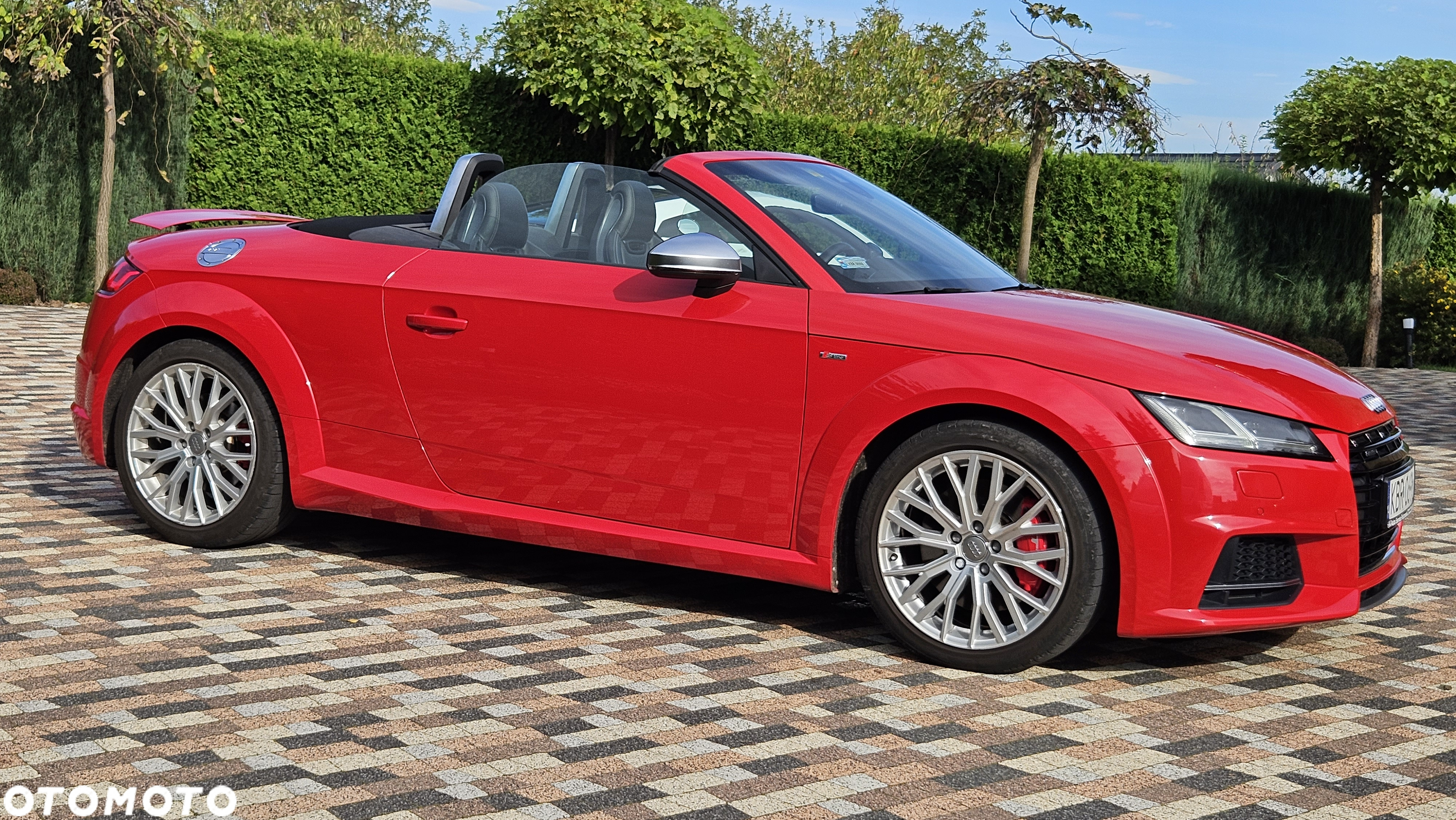 Audi TT S Coupé - 14