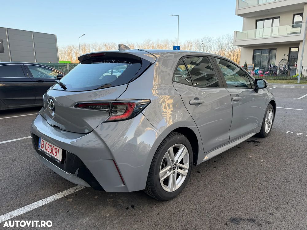 Toyota Corolla 1.8 HSD Business - 9