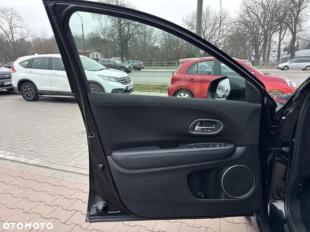 Honda HR-V 1.5 Executive (ADAS) CVT - 11