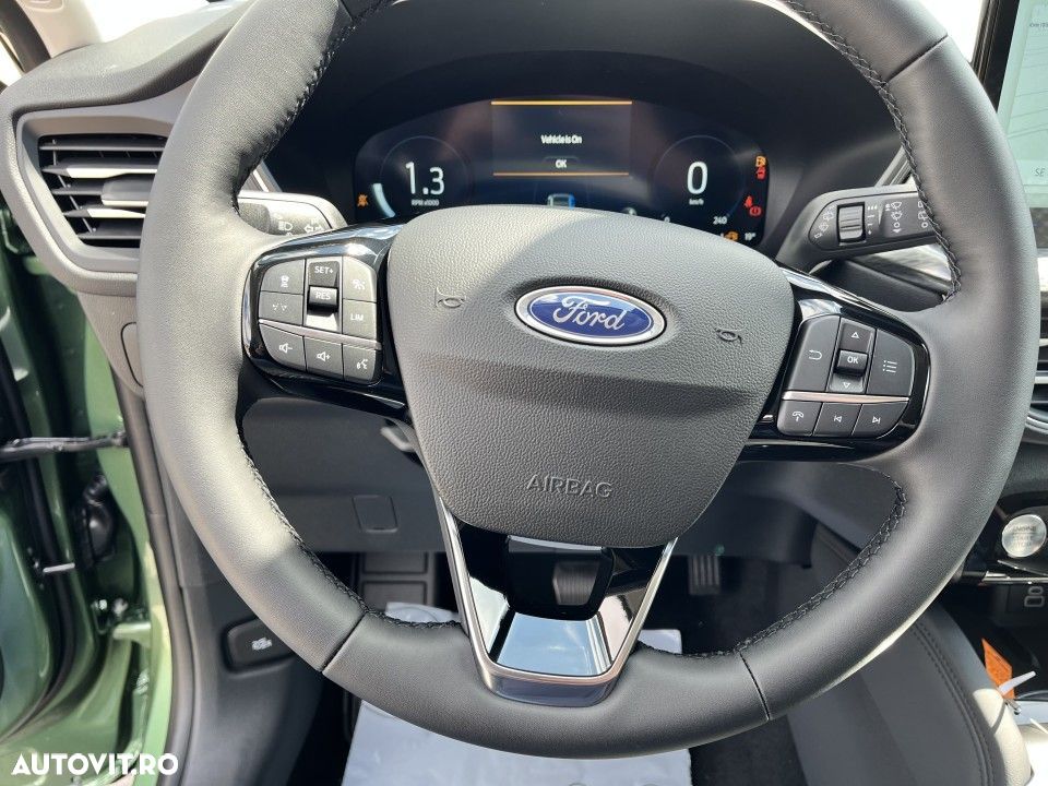 Ford Kuga - 11