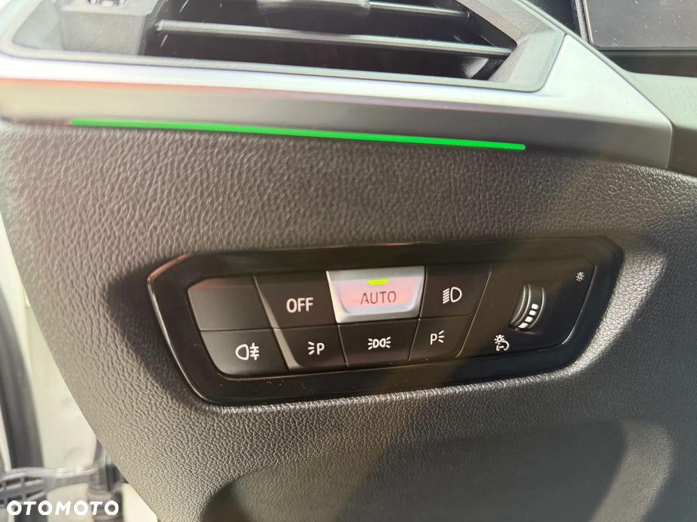 BMW Seria 3 320d xDrive mHEV M Sport sport - 18