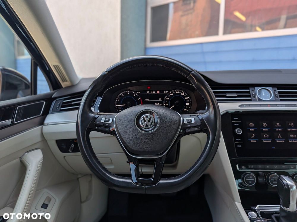 Volkswagen Passat 1.5 TSI EVO Highline DSG - 17