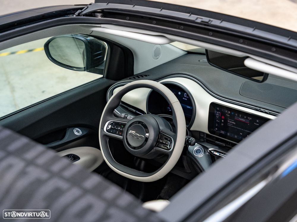 Fiat Punto Cabrio - 6