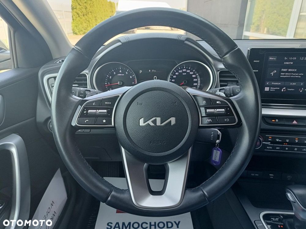 Kia XCeed - 16