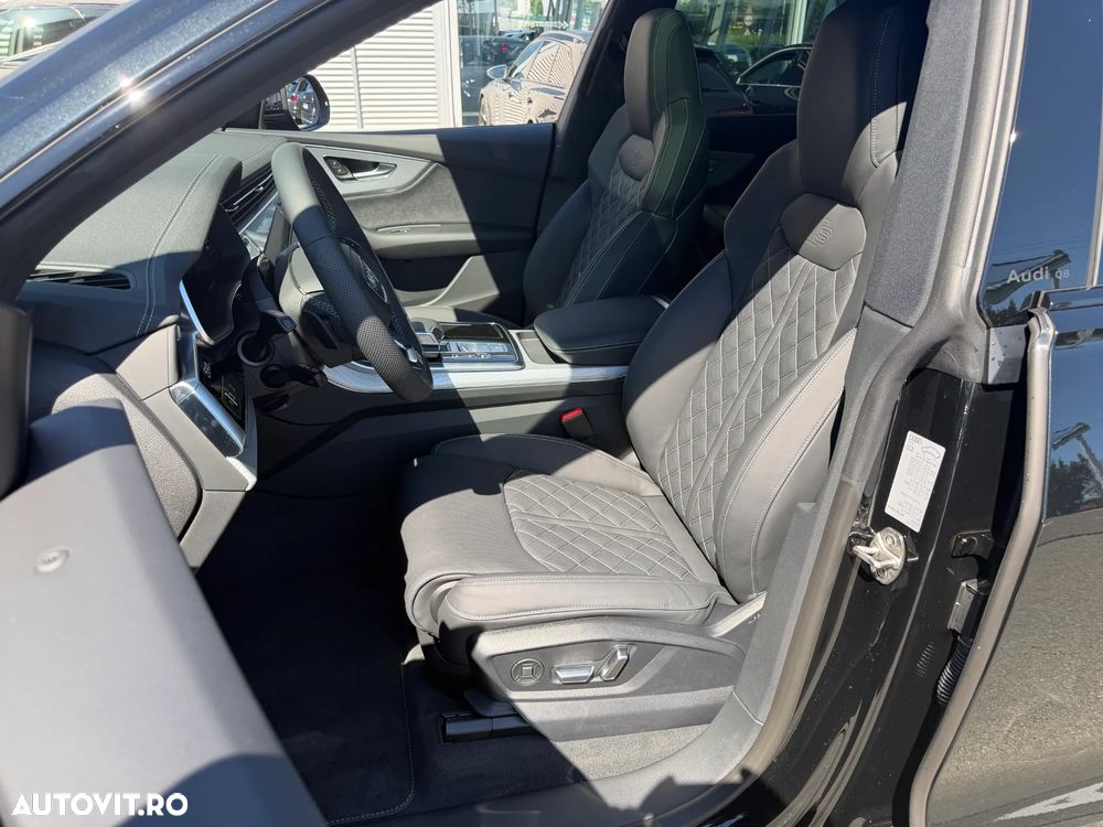 Audi Q8 - 12