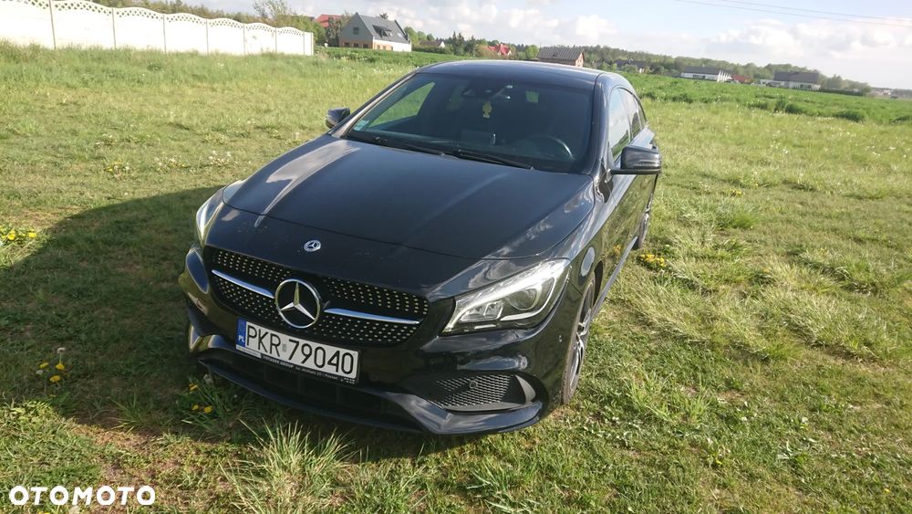 Mercedes-Benz CLA - 12